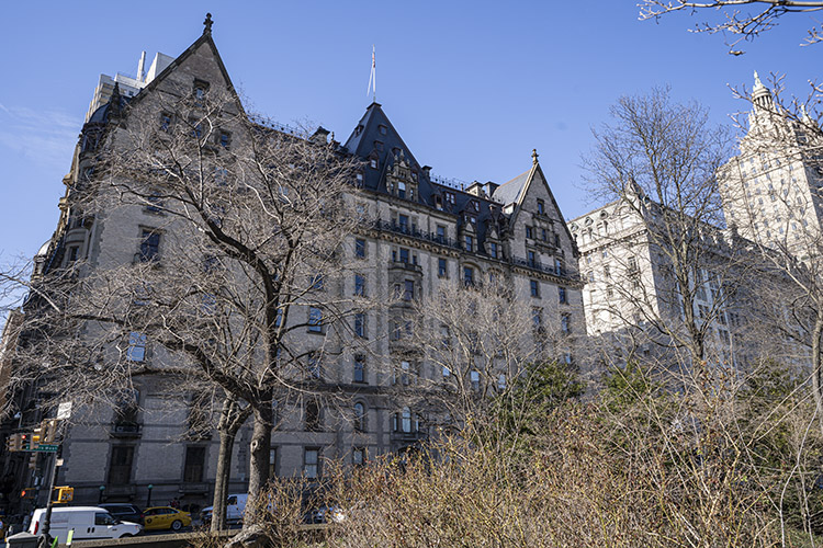 Ruta andando por el Upper West Side de Manhattan